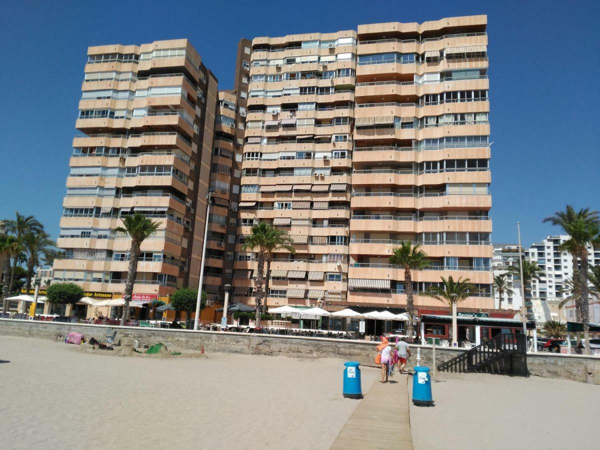 Apartment First Line Beach Кампелло Экстерьер фото
